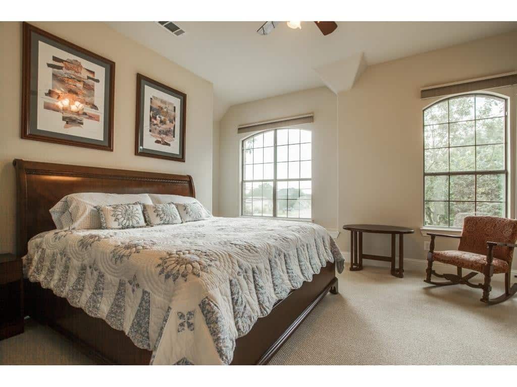 8312-Ridgelea-bed1-1024x768