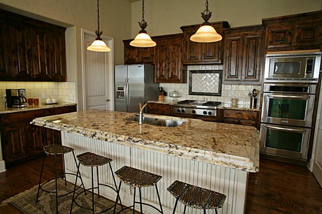 8325-Lindsay-Kitchen