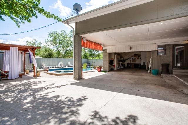 8334-Banquo-Patio-Storage