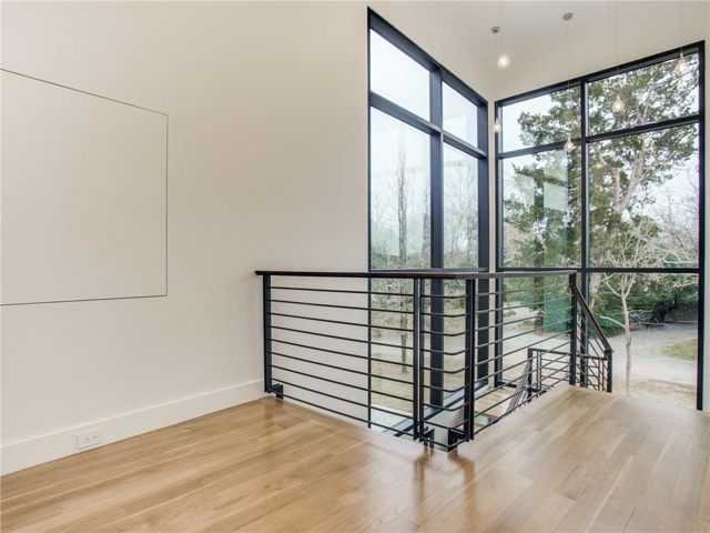 8403-Swananoah-Landing