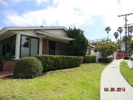 8405bPaseo-Del-Ocaso-3