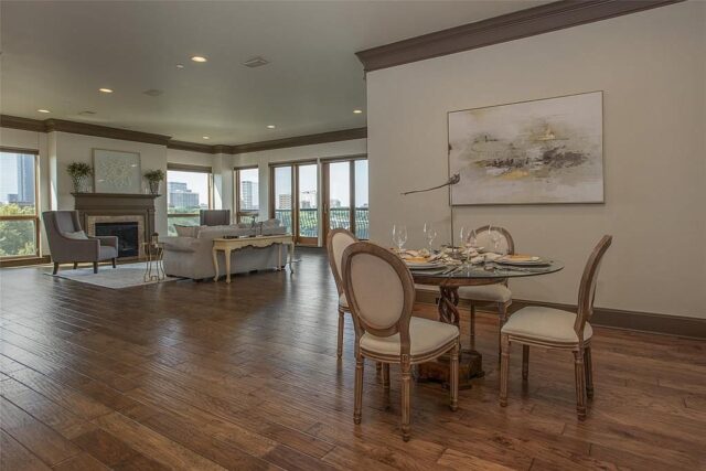 03124394d19cc6b84f2350713f5cac60-uncropped_scaled_within_1536_1152