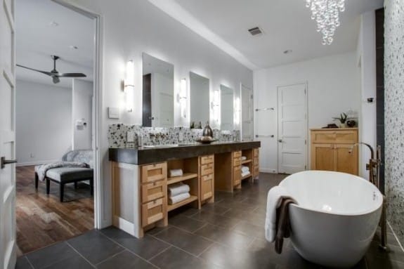 8519-Swananoah-master-bath-575x383