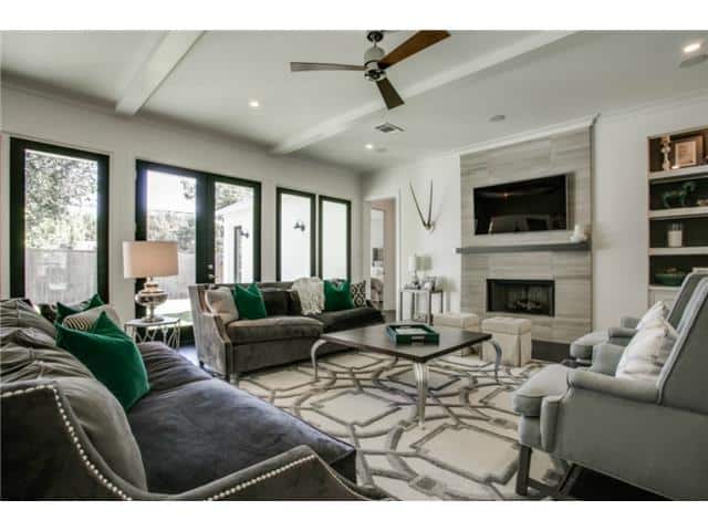 8538-San-Pedro-Living