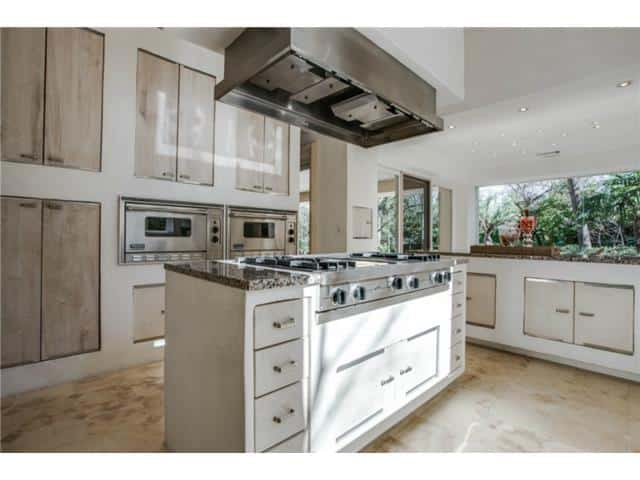 8626-Lakemont-kitchen-3