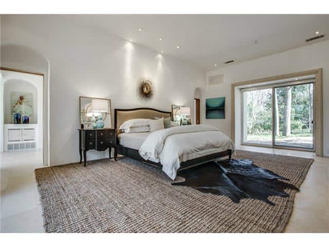 8626-Lakemont-master-bed-2