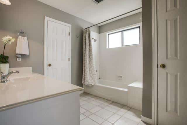 8630-Angora-Master-Bath