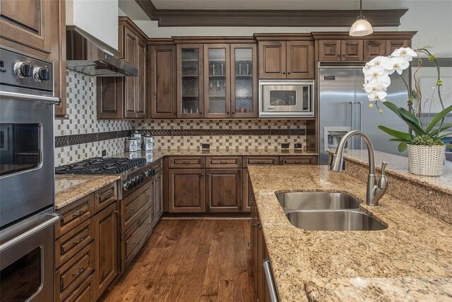 03124394d19cc6b84f2350713f5cac60-uncropped_scaled_within_1536_1152