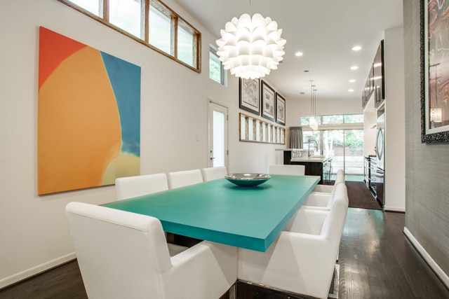 8813-Diceman-Dining-2