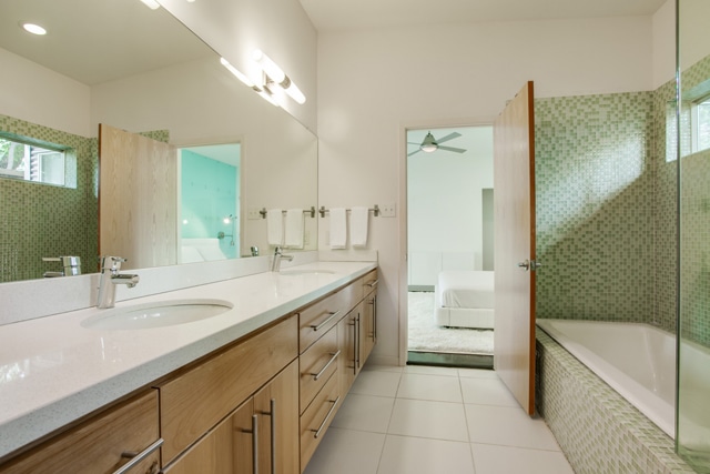 8813-Diceman-master-bath-2