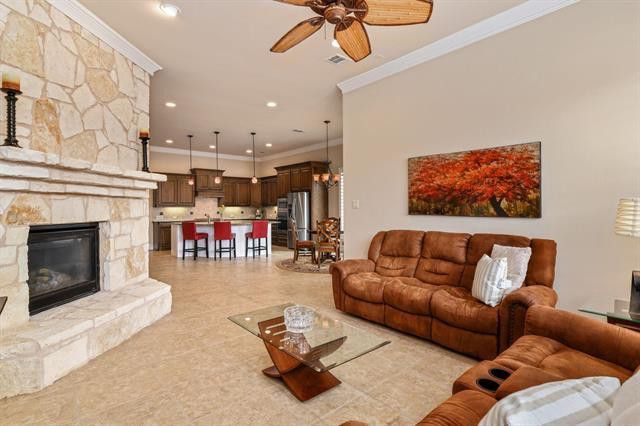 8d3e27b38e59e15194ae39e5e52f92f3l-m1452005235xd-w1020_h770_q80