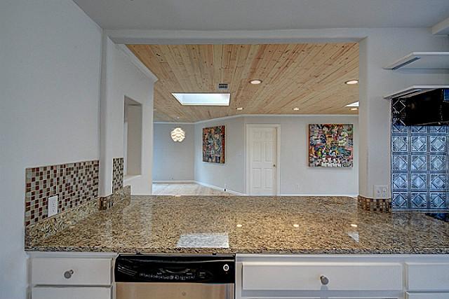 9003-Groveland-Kitchen-Pop-Through