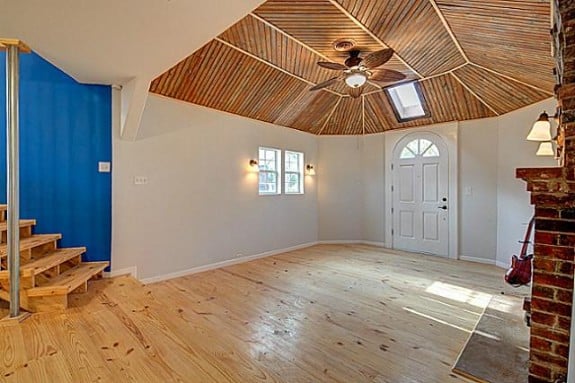 9003-Groveland-Living-575x383