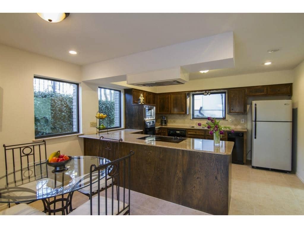 9016-Vista-Creek-Kitchen-1024x768