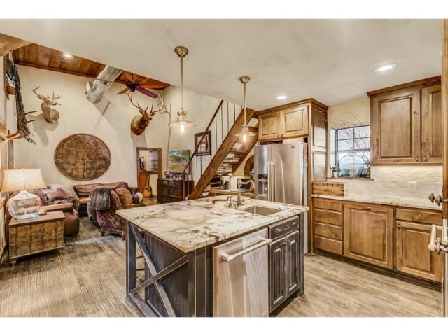 9324-County-Rd-519-Alvarado-TX-small-024-021-CR-51914-666x444-72dpi