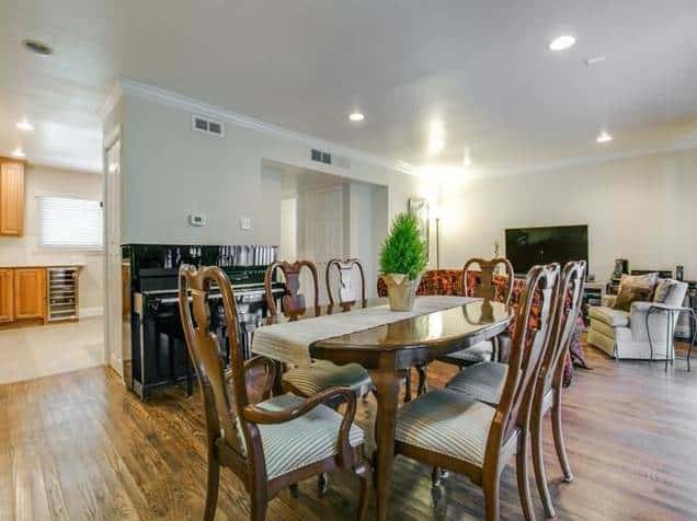 907-Tipperary-Dining-Living