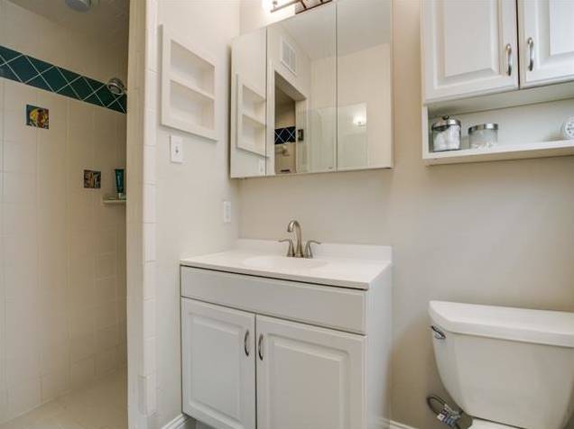 907-Tipperary-Master-Bath