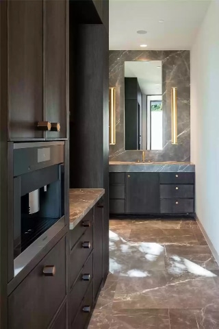 9131-Devonshire-Dr.-4