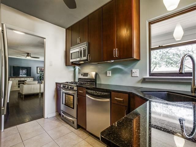 9206-Forest-Hills-m