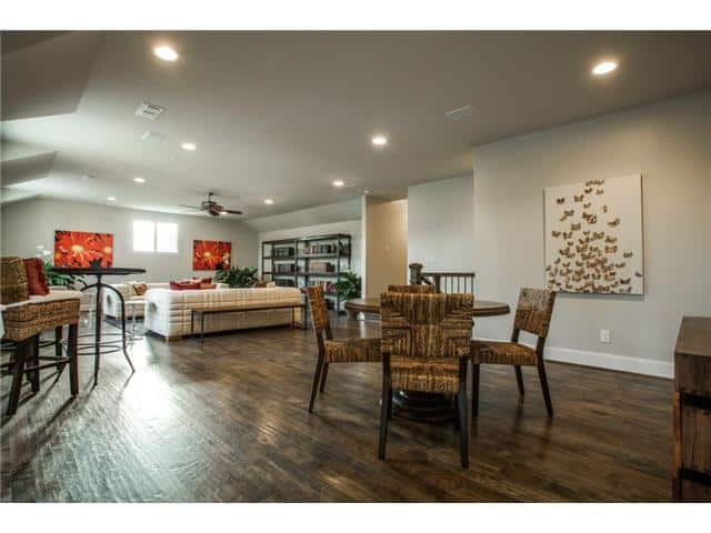 9226-Hathaway-Loft-Living