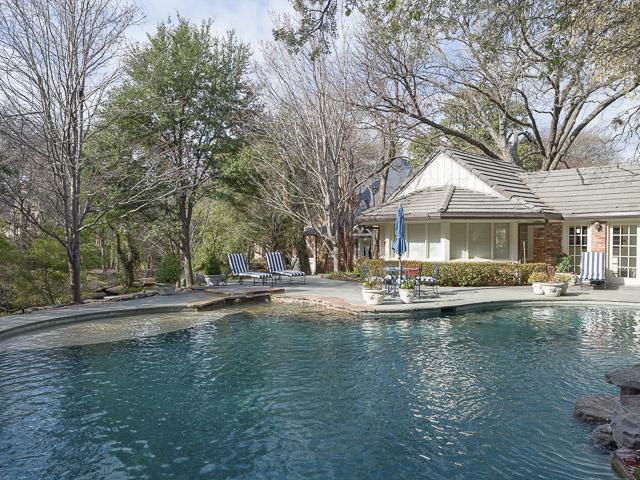 9250-Meadowbrook-pool