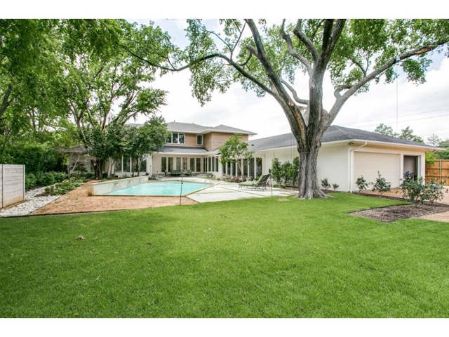 9334-Hathaway-Backyard