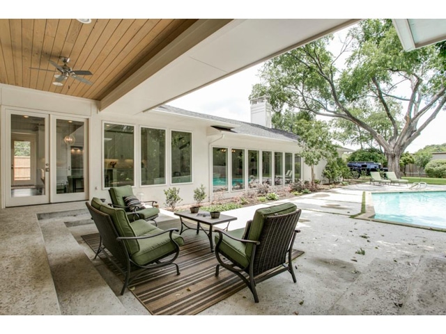 9334-Hathaway-Covered-patio