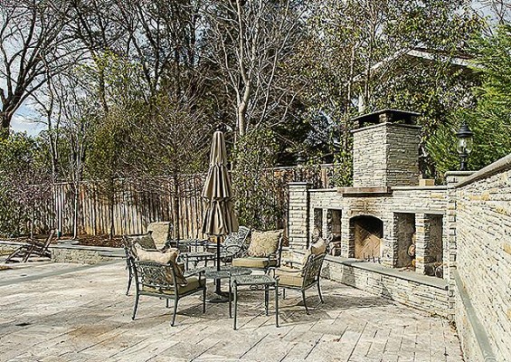 9346-Sunnybrook-outdoor-FP-565x400