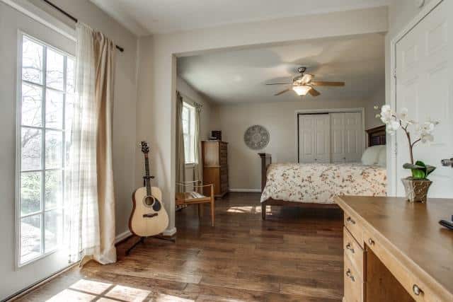 943-Bridget-Master-Bedroom-Sitting