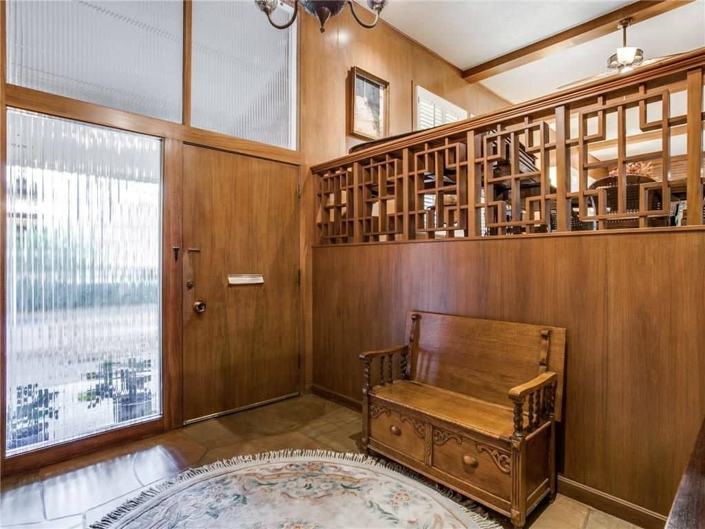 948-Forest-Grove-Foyer-1024x768