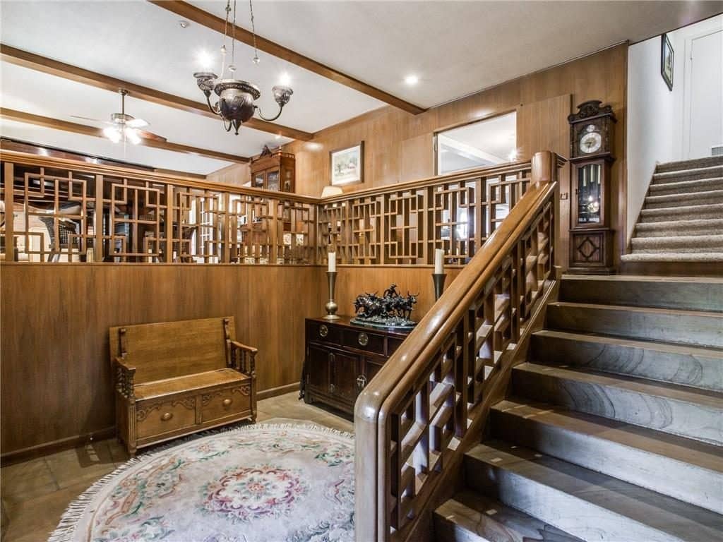 948-Forest-Grove-Foyer-2-1024x768