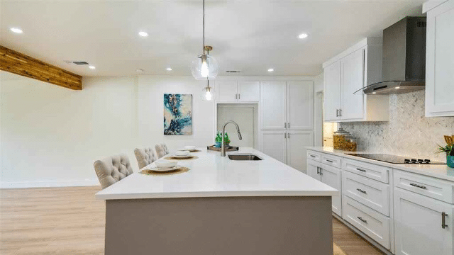 D5CFC9B9-8F29-47E6-A629-DA8753DF8283