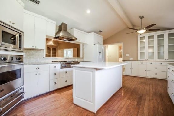 9623-Windy-Terrace-Kitchen-1-575x383