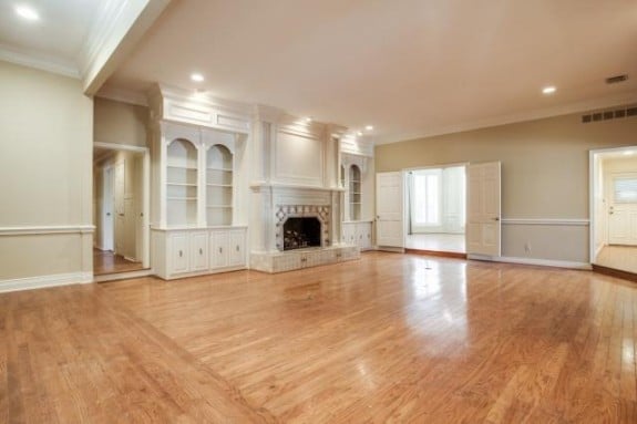 9623-Windy-Terrace-Living-575x383