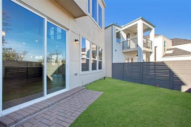 85e92fa389e2bc9c5143142b22347db0l-m2399450910xd-w1020_h770_q80