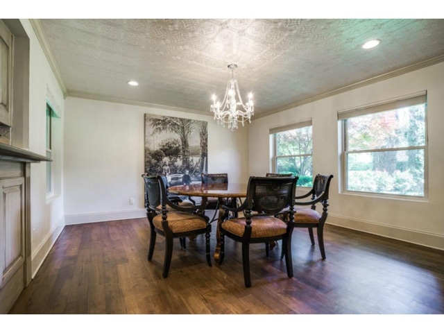 9706-Faircrest-Formal-Dining