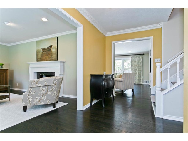 9722-Boedecker-Foyer