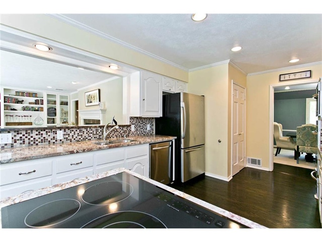 9722-Boedecker-Kitchen-2