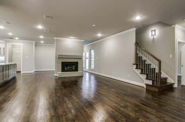9725-Shadydale-Den-Kitchen