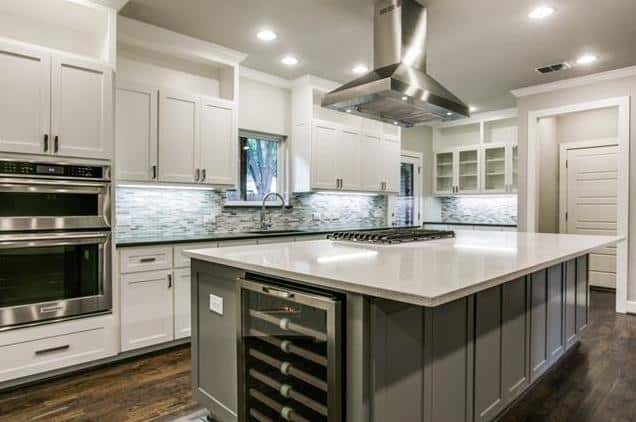 9725-Shadydale-Kitchen-3