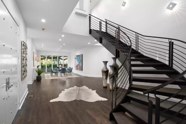 9900-Preston-Road-interior-1