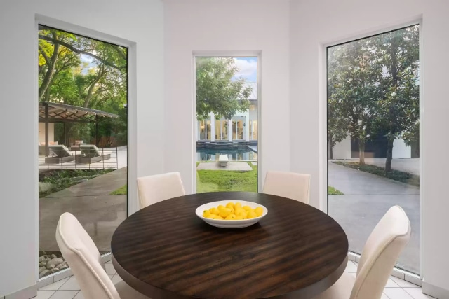 9900-Preston-Road-interior-1