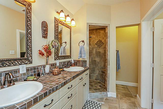 9906-El-Patio-Master-Bath