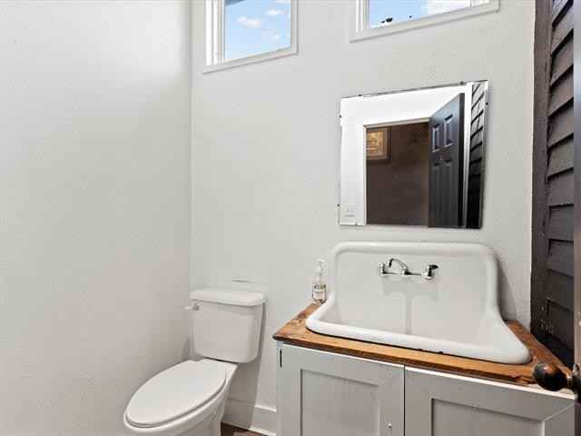 9a983819d4444dd1df8d753ae39d6c4dl-m722457636od-w1024_h768_x2