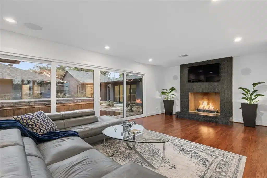 9d7cb62ab44ed1d25ae8d89173053028l-m2029451940od-w1024_h768_x2_var-q2-1024x683