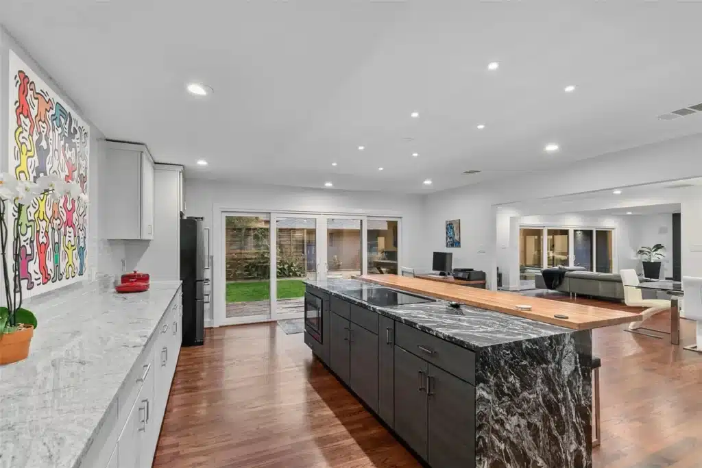 9d7cb62ab44ed1d25ae8d89173053028l-m2029451940od-w1024_h768_x2_var-q2-1024x683