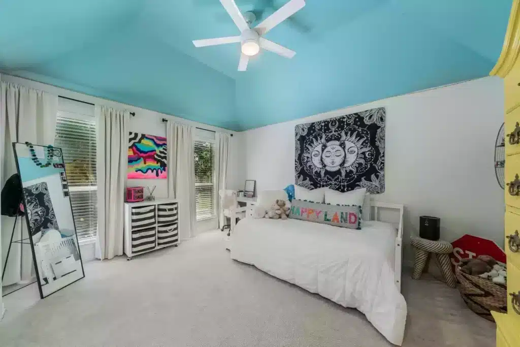 B3B4B4BB-5E1E-4937-A400-E7880DA799AF-1024x683