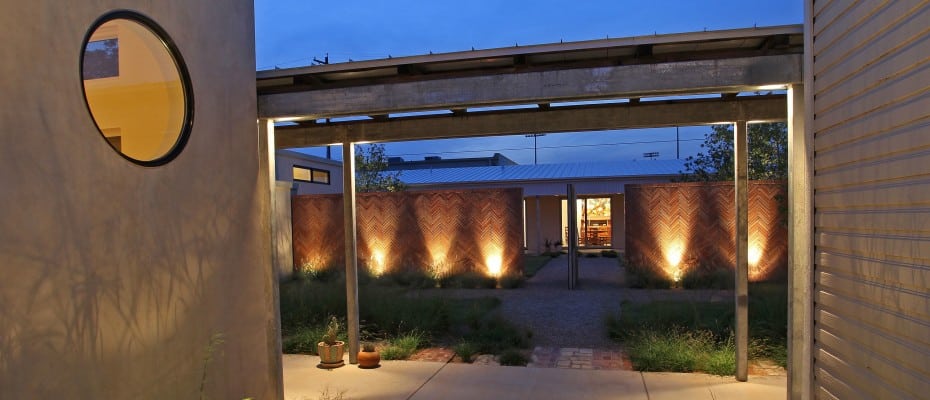 Albany-Graphic15-930x400.jpg-courtyard-night