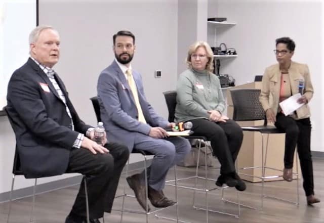 Seniors-downsizing-2