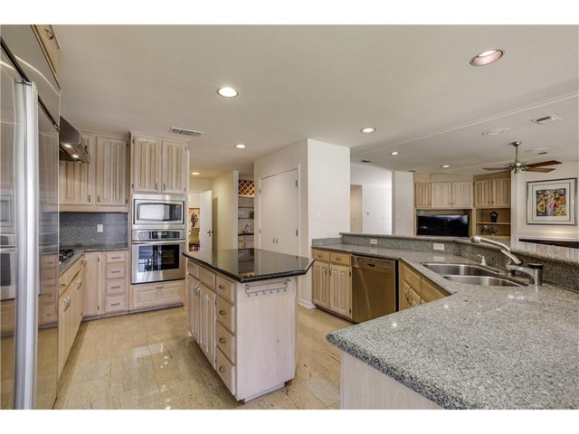 Arlington-2906-Serenity-Kitchen-2
